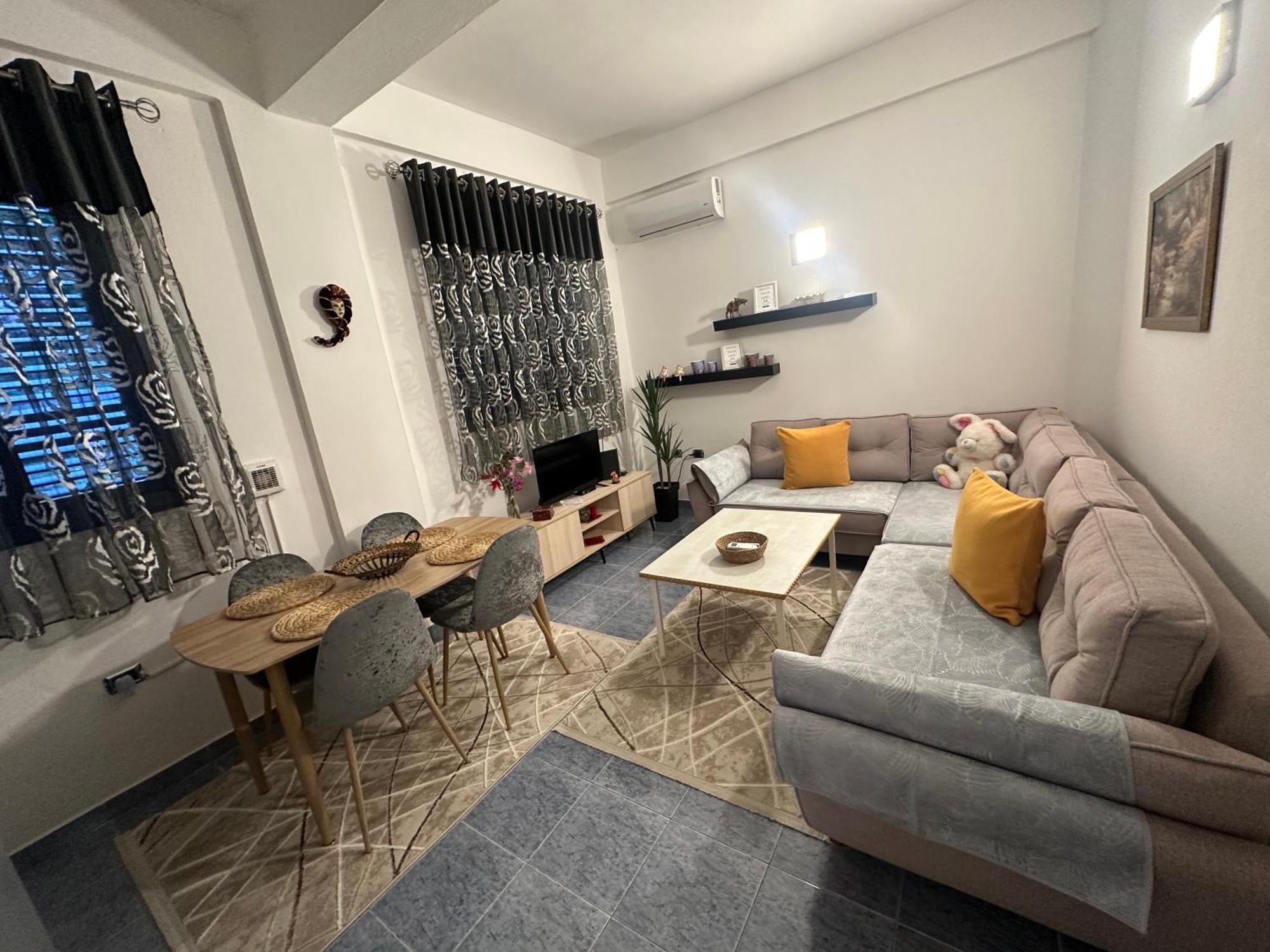Apartment Near The Centre Of Tirana Exterior foto